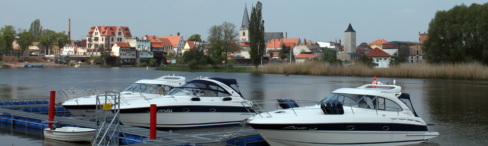 Bootshalle Elbe-Saale - Die Steganlage